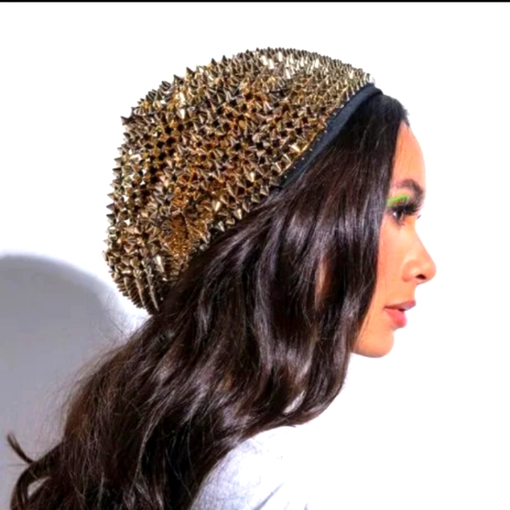 Gold studded bonet